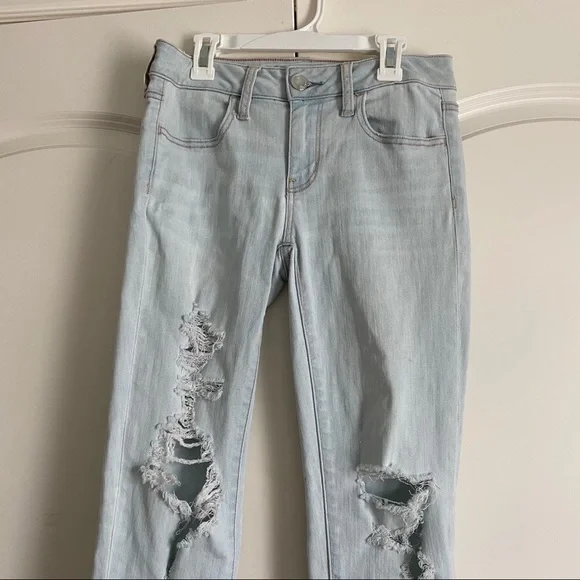 American Eagle Light-wash Ripped Jeans - Picture 4 of 12